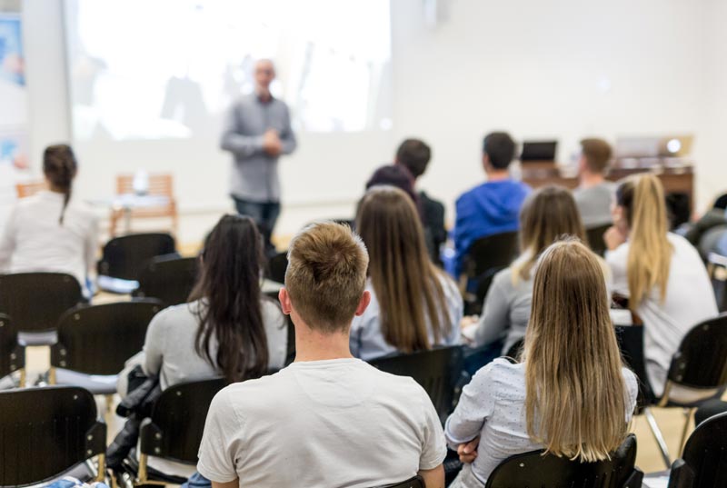 Desinfecci&oacute;n centros educativos, colegios y guarder&iacute;as